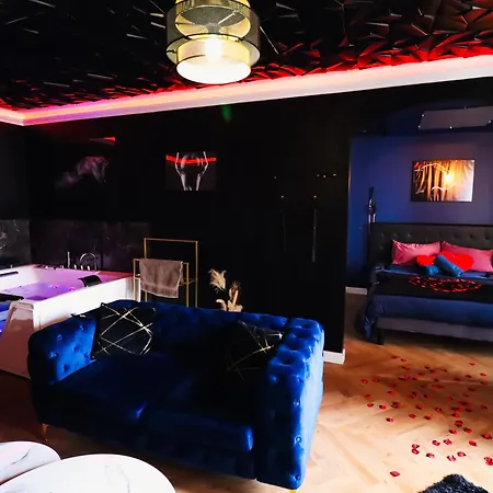 Secrets D'aix Jacuzzi & Vue Casino אקס-לה-באינס