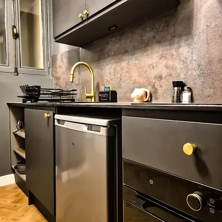 Secrets D'aix Jacuzzi & Vue Casino Apartment *