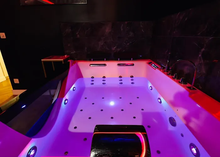 Secrets D'aix Jacuzzi & Vue Casino Appartement *