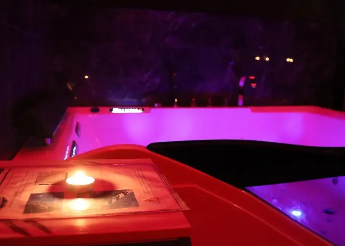 Secrets D'aix Jacuzzi & Vue Casino *